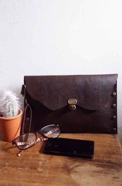 leren clutch bruin