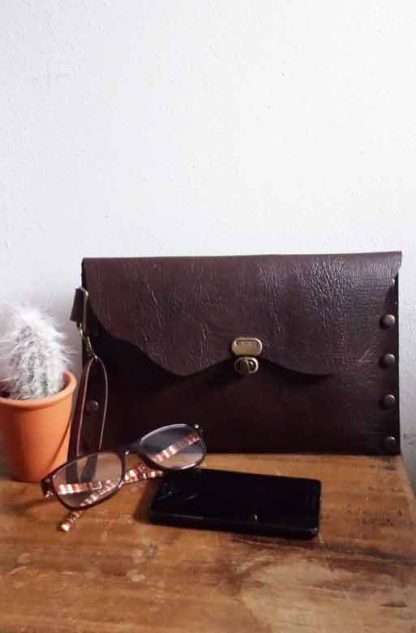 leren clutch bruin